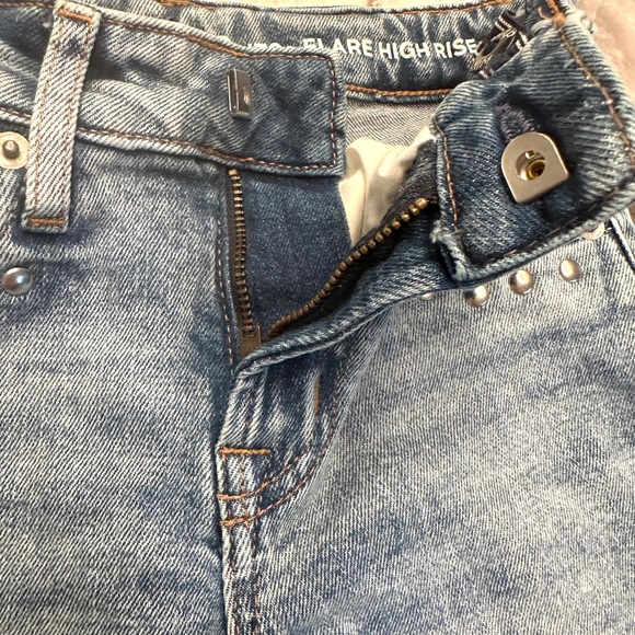 Gap Kids Girls ‘70s Flare High Rise Jeans - Picture 6 of 6